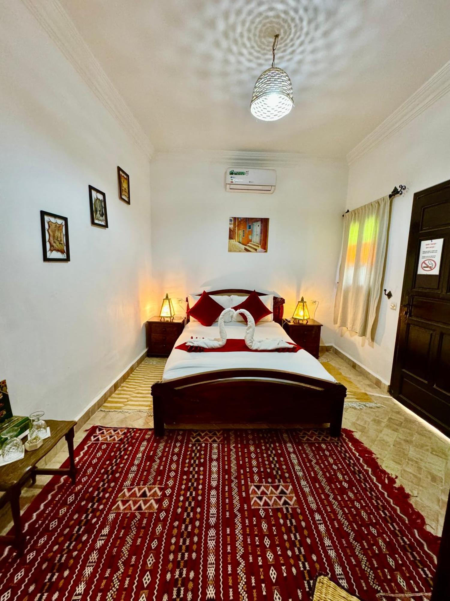 Riad Iklil Marrakesh Exteriör bild